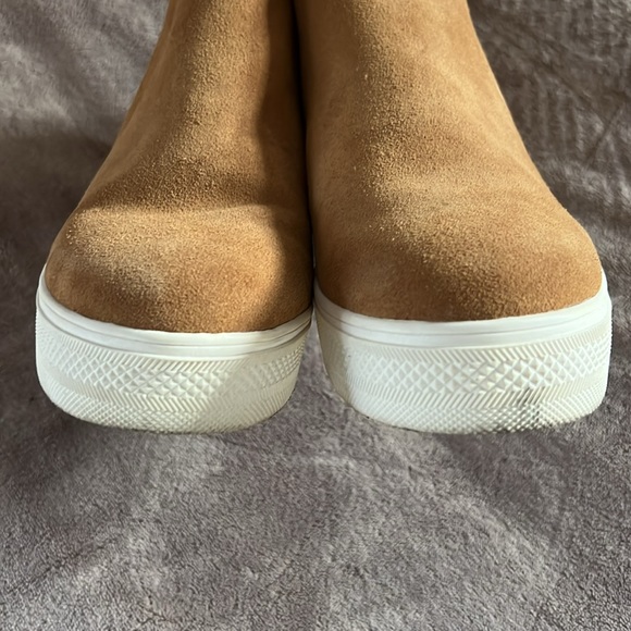 Dolce Vita Tan Suede Sneaker Booties size 10 - Picture 4 of 4